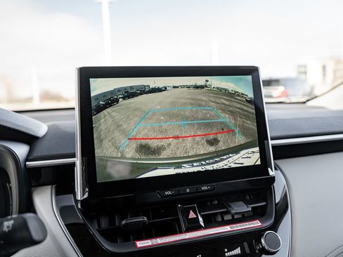 New 2026 Toyota Corolla Cross LE AWD/4WD image 30