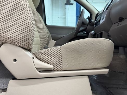 Used 2017 Nissan Frontier SV RWD image 24