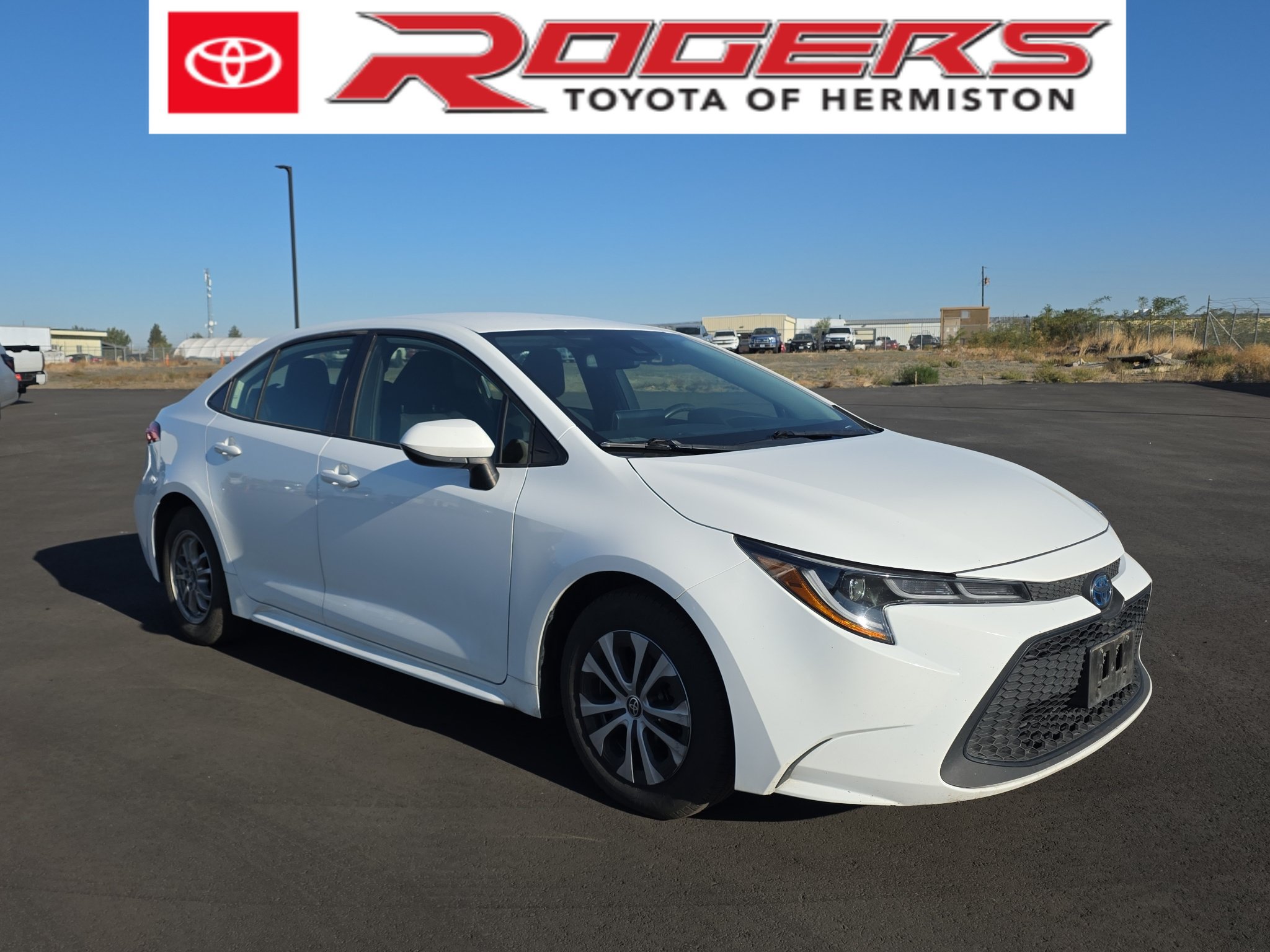 Certified 2022 Toyota Corolla LE FWD image 1