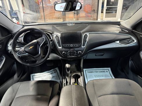 Used 2022 Chevrolet Malibu LT FWD image 25