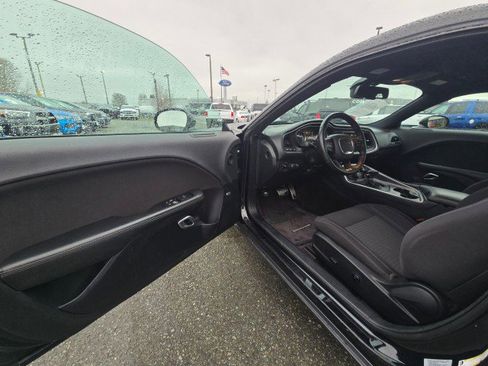 Used 2017 Dodge Challenger SXT w/ Sound Group image 19