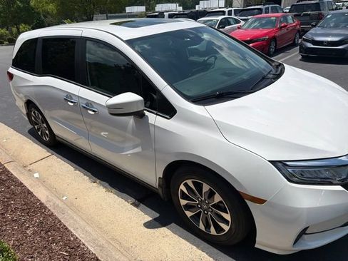 Used 2024 Honda Odyssey EX-L image 4