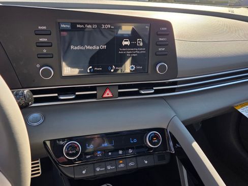 New 2026 Hyundai Elantra SEL Sport Premium FWD image 18
