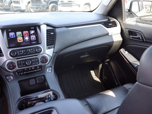 Used 2018 GMC Yukon XL SLT w/ Open Road Package image 16