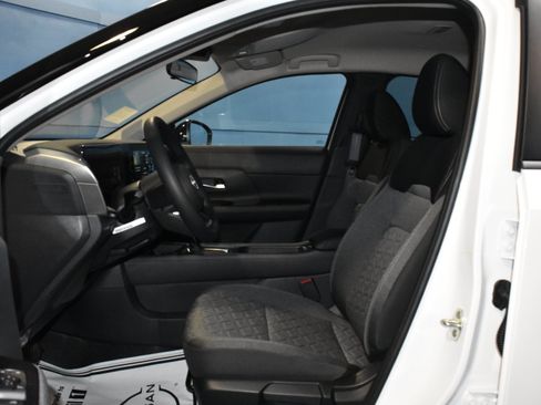 New 2026 Nissan Kicks SV w/ Cold Weather Package AWD/4WD image 5