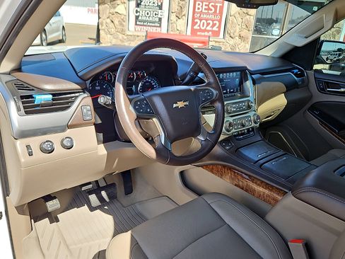 Used 2019 Chevrolet Tahoe Premier AWD/4WD image 13