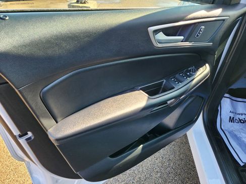 Used 2024 Ford Edge SEL image 35