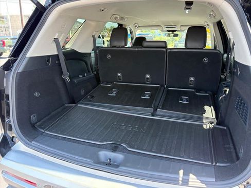 Used 2025 Nissan Pathfinder SL w/ Cargo Package AWD/4WD image 29