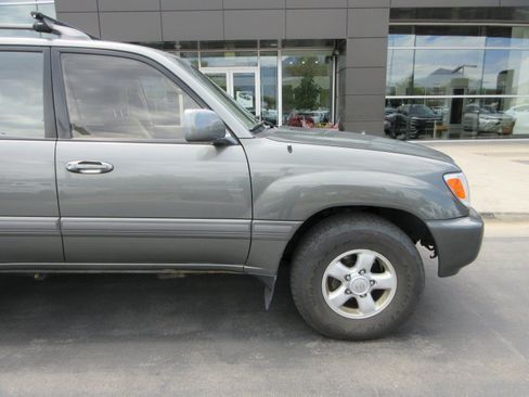 Used 2000 Toyota Land Cruiser AWD/4WD image 12