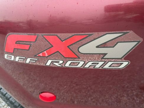 Used 2005 Ford F350 Lariat image 14