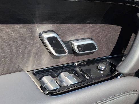 New 2026 Land Rover Range Rover Sport SE image 16