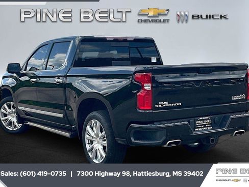 Used 2023 Chevrolet Silverado 1500 High Country w/ Technology Package AWD/4WD image 2
