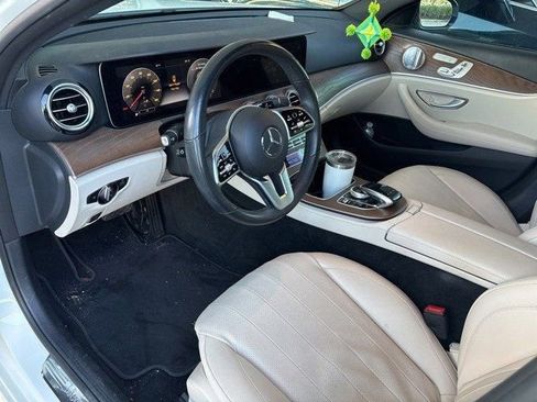 Used 2020 Mercedes-Benz E 350 4MATIC Sedan image 6