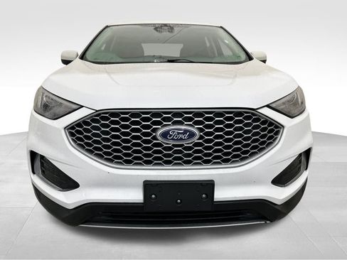 Used 2024 Ford Edge SEL image 9