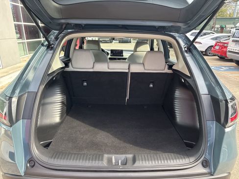 Used 2025 Honda HR-V LX image 18