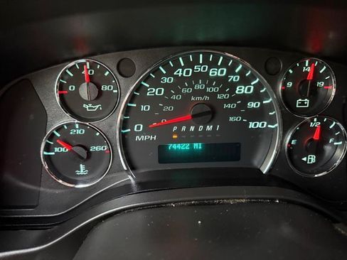 Used 2014 GMC Savana 2500 w/ Cold Climate Package RWD image 12