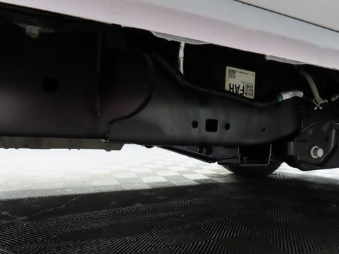 Used 2025 Ford F350 XLT image 9