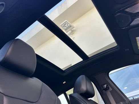 Used 2023 BMW X4 M40i w/ Shadowloine Package AWD/4WD image 18