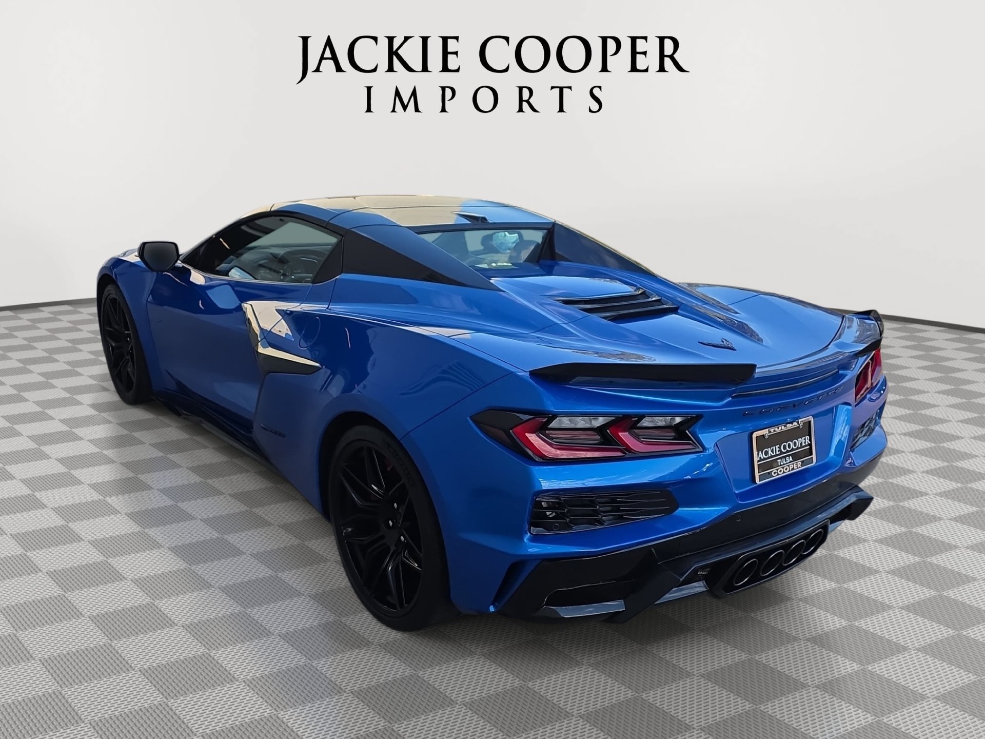 Used 2025 Chevrolet Corvette Z06 w/ Battery Protection Package RWD image 7