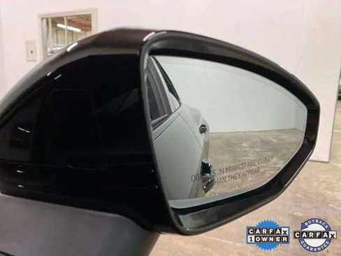 Used 2023 Audi e-tron GT Premium Plus image 88