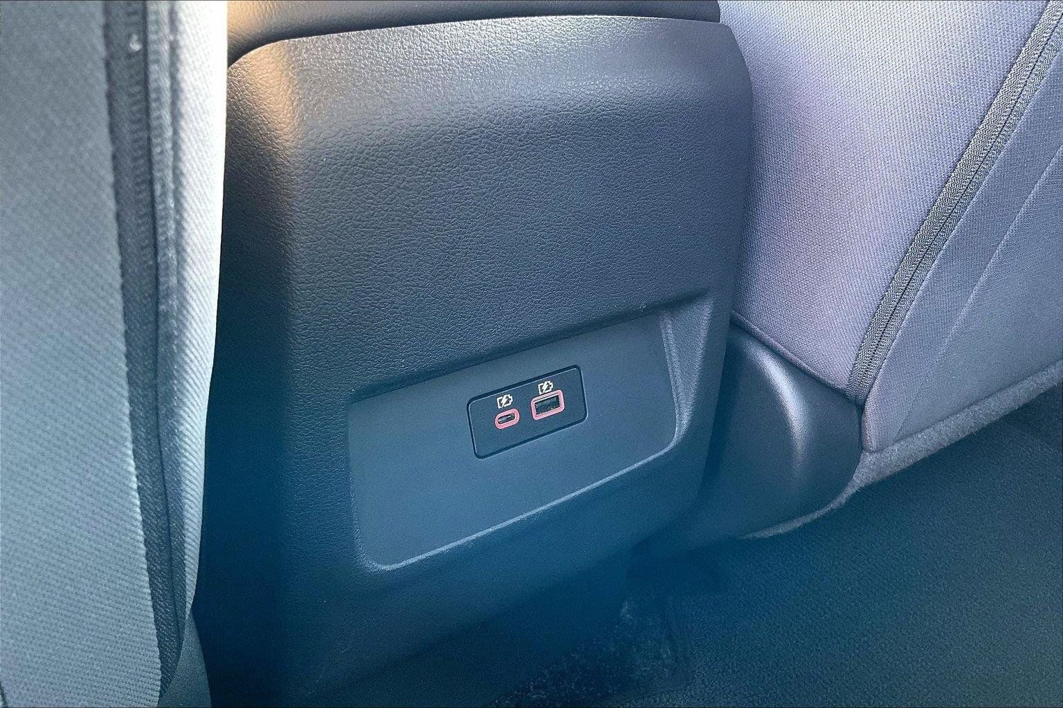 Certified 2025 Nissan Frontier SV RWD image 33