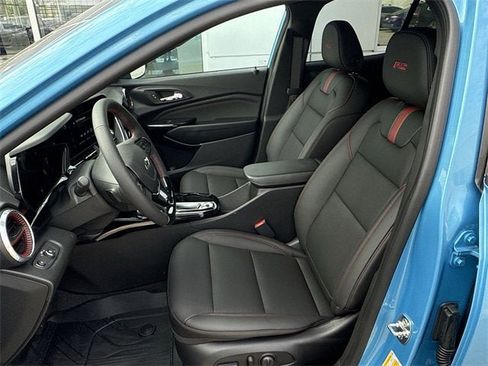 New 2025 Chevrolet Trax RS w/ Driver Confidence Package image 18