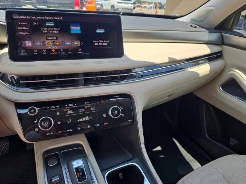 Used 2024 INFINITI QX60 Luxe w/ Performance Audio Package FWD image 15