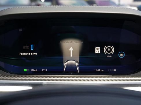 Used 2022 Tesla Model S Plaid AWD/4WD image 34