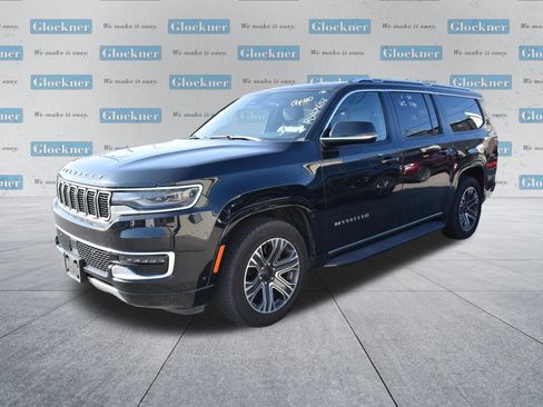 Used 2024 Jeep Wagoneer L Series II w/ Flexible Seating Group AWD/4WD image 7