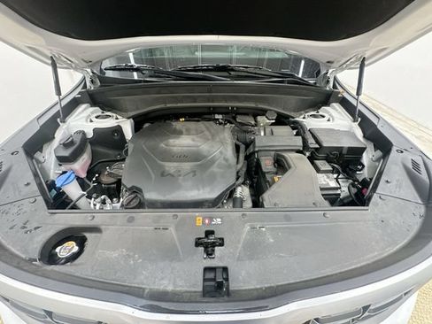 Certified 2024 Kia Telluride S FWD image 18