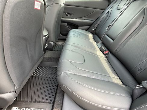 New 2026 Hyundai Elantra SEL Sport FWD image 13