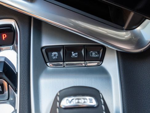 Used 2022 Chevrolet Corvette Stingray Preferred Conv w/ Z51 Performance Package RWD image 32
