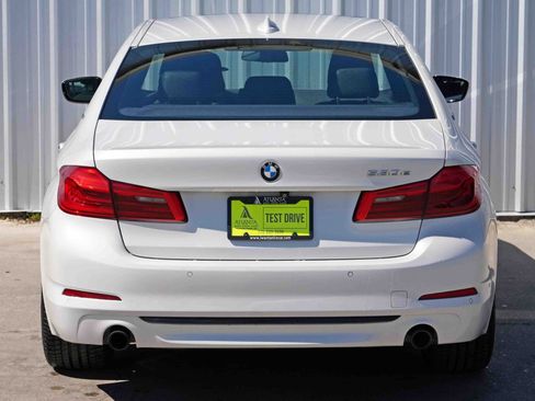 Used 2018 BMW 530e image 52