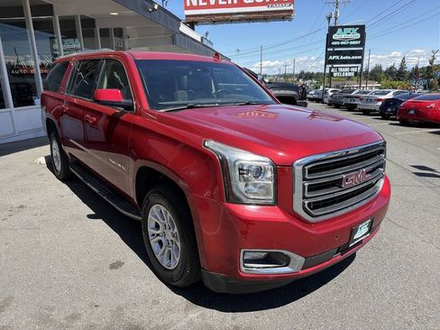 Used 2015 GMC Yukon XL SLT w/ Open Road Package AWD/4WD image 13