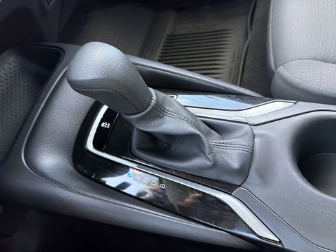 Certified 2025 Toyota Corolla LE FWD image 9