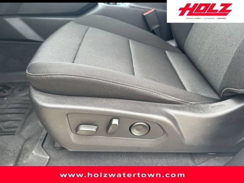 Certified 2024 Chevrolet Colorado Trail Boss w/ Advanced Trailering Package AWD/4WD image 12