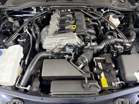 New 2026 MAZDA MX-5 Miata Club w/ Interior Package RWD image 38
