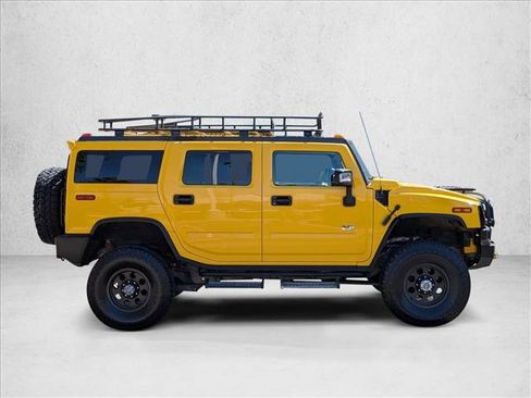 Used 2004 HUMMER H2 w/ Preferred Equipment Group AWD/4WD image 4