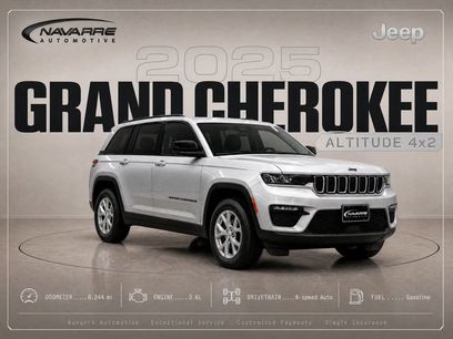 Used 2025 Jeep Grand Cherokee Altitude
