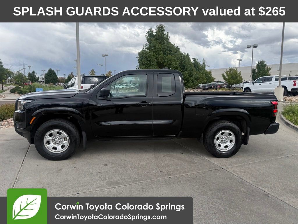 Used 2025 Nissan Frontier S RWD image 4