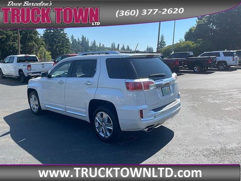 Used 2017 GMC Terrain Denali AWD/4WD image 3