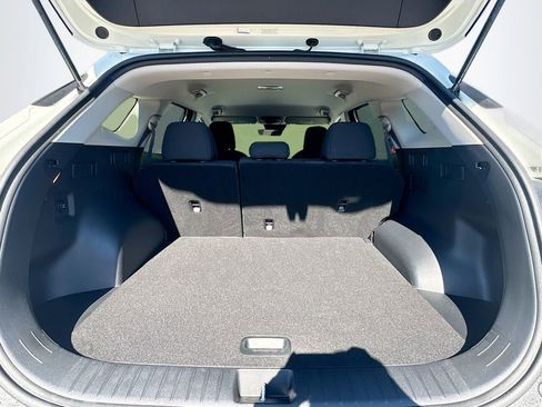 Certified 2025 Kia Sportage LX image 28