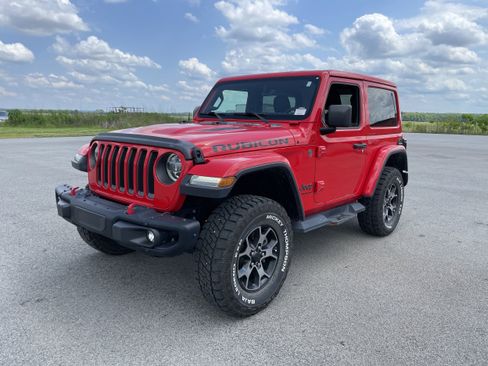 Used 2018 Jeep Wrangler Rubicon image 3
