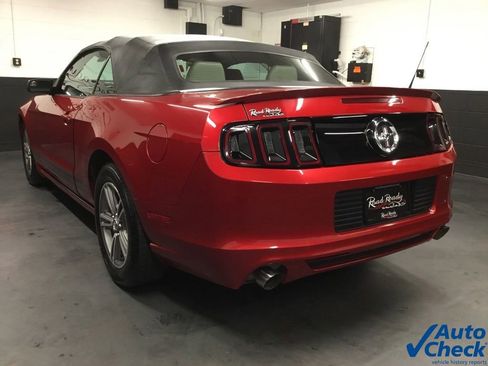 Used 2013 Ford Mustang Premium RWD image 19