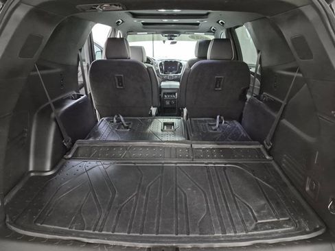 Used 2022 Chevrolet Traverse Premier AWD/4WD image 33