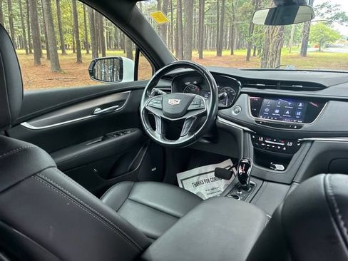 Used 2023 Cadillac XT5 Luxury FWD image 25