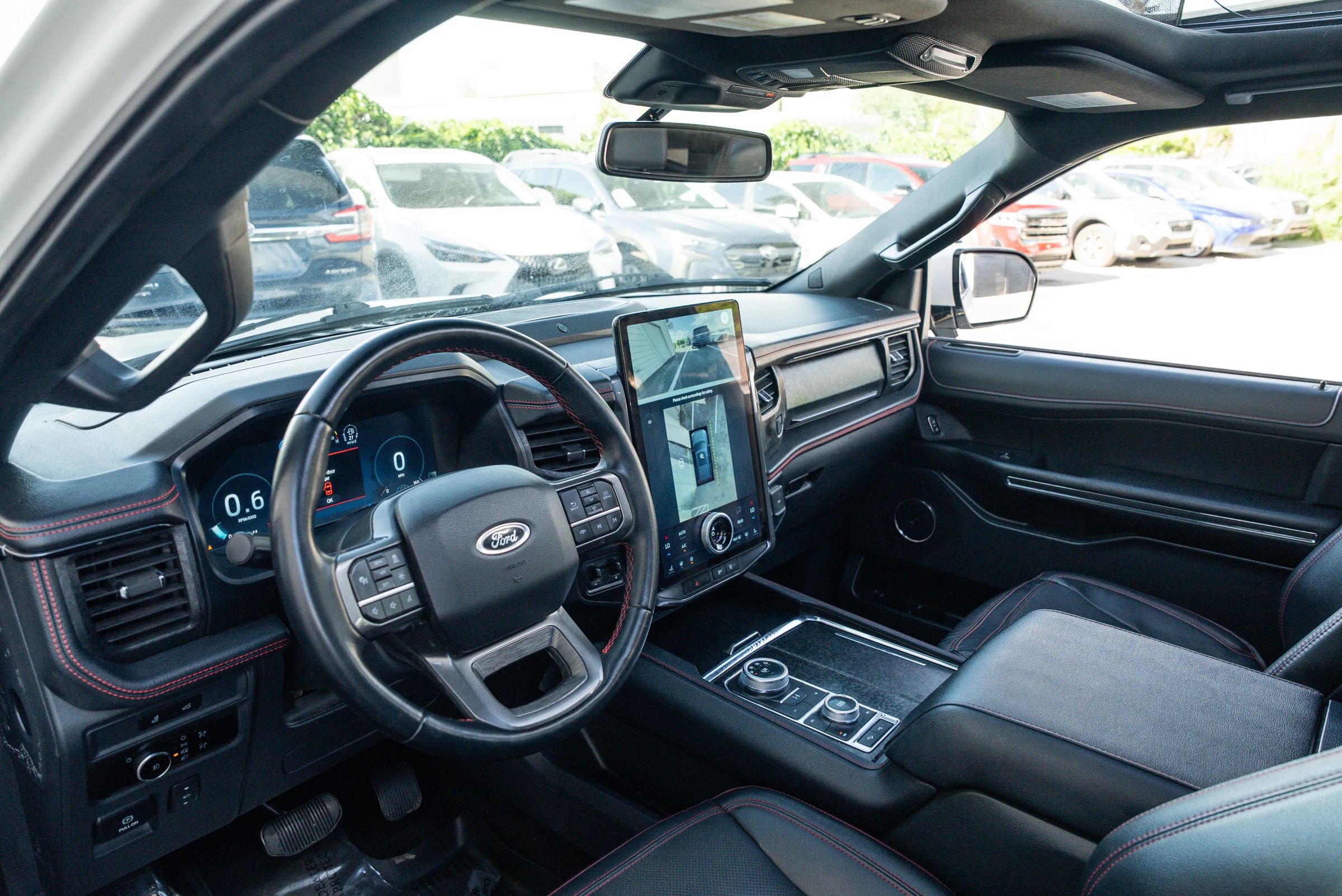 Used 2023 Ford Expedition Limited AWD/4WD image 16