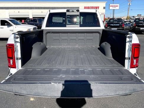 Used 2025 RAM 2500 Laramie image 30