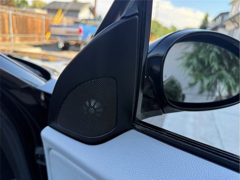 Used 2008 BMW 135i Convertible image 34