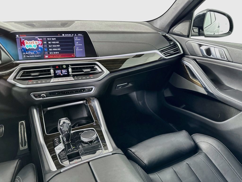 Used 2020 BMW X6 sDrive40i w/ M Sport Package RWD image 24